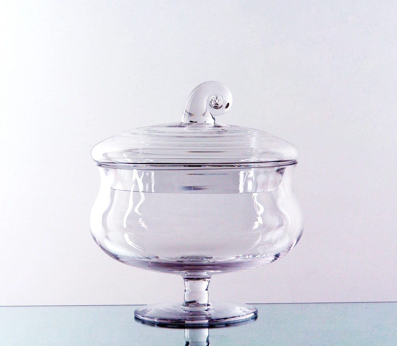 8.5" X 8" Apothecary Jar For Candy Buffet - 4 Pieces 4 8.5" X 8" Apothecary Jar For Candy Buffet - 4 Pieces - Image 4