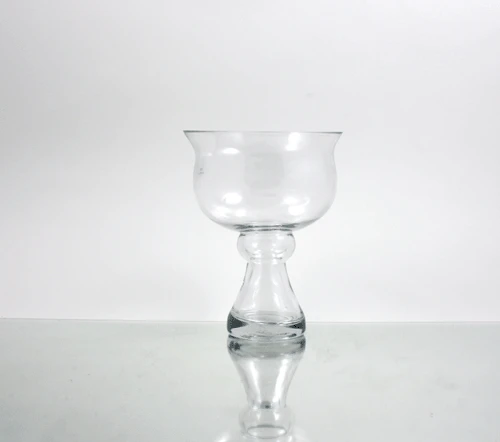 6" X 8" Bowl Glass Vase On Stand - 12 Pieces 2 6" X 8" Bowl Glass Vase On Stand - 12 Pieces - Image 2