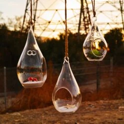Glass Hanging Teardrop Plant Terrarium Candle Holder, H-7.25" W-3.5" (Wholesale 36 PCS/Case) 7 Glass Hanging Teardrop Plant Terrarium Candle Holder, H-7.25" W-3.5" (Wholesale 36 PCS/Case) -Home Decoration Discount gch104 07 lifestyle 01